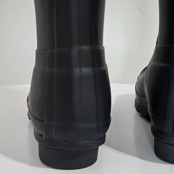 NIB Women's Hunter Original Tall Rain Boots in black, Size 7 - Picture 12 of 16